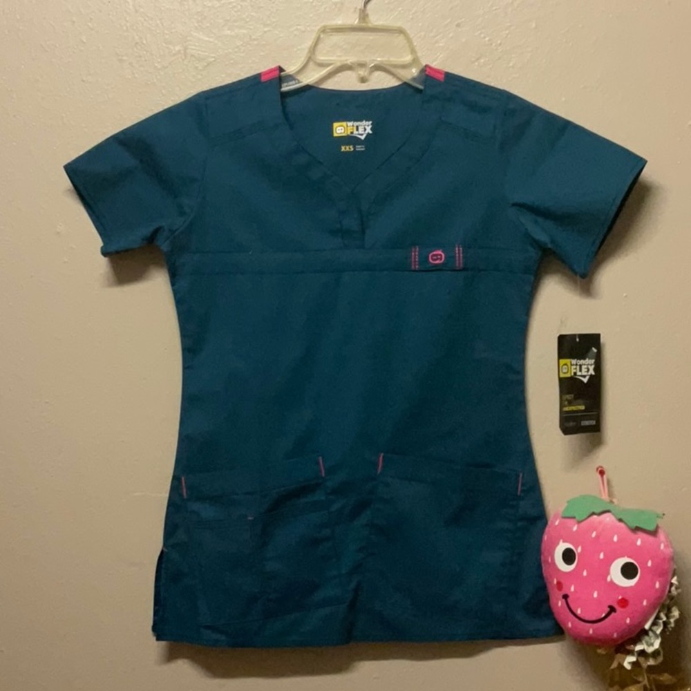 Wonder Flex Scrub